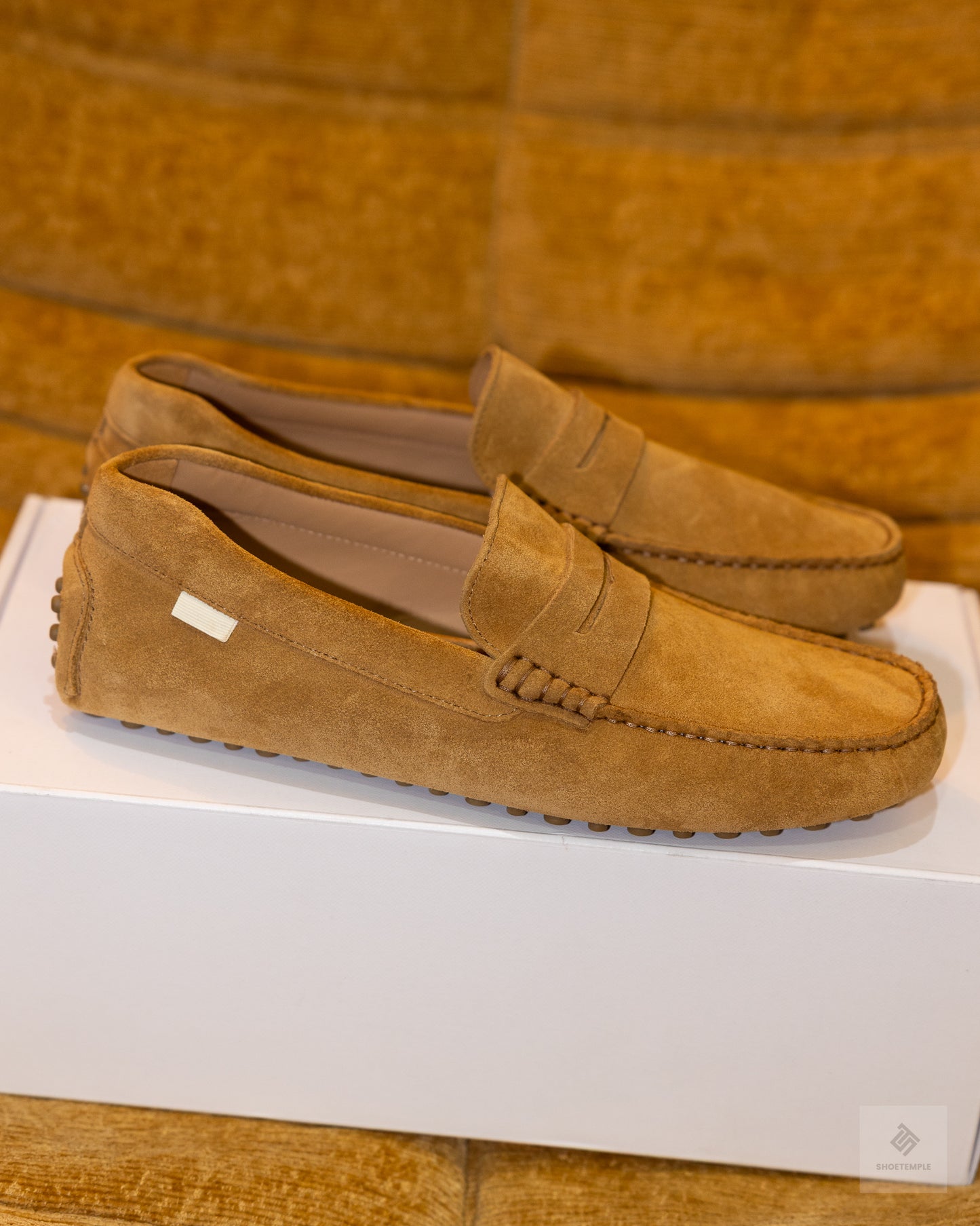 Oliver Cabell Driving Loafer in brown suede