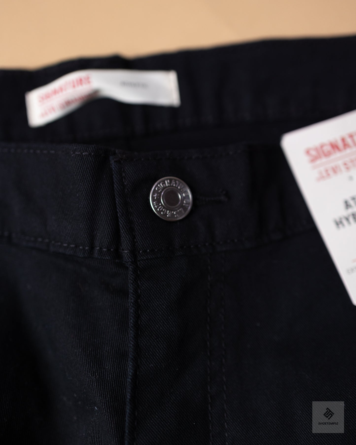 Levi Strauss Signature Athletic Hybrid Chino