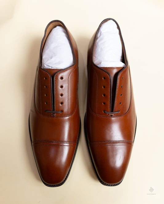 Johnston & Murphy Oxford shoes in tan brown