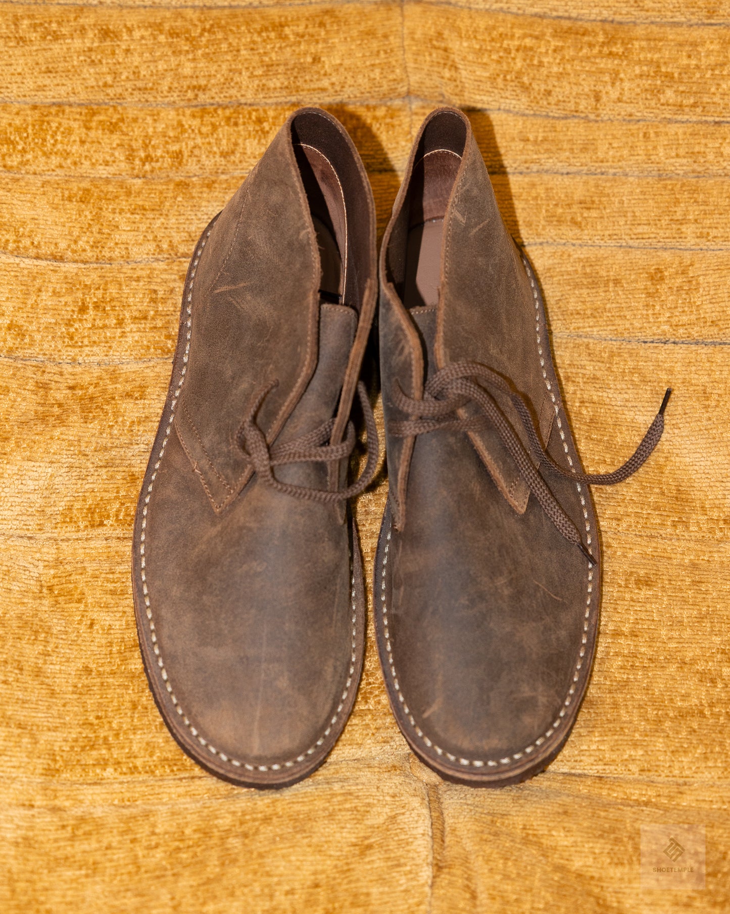 J.Crew MacAlister chukka boots in brown leather.