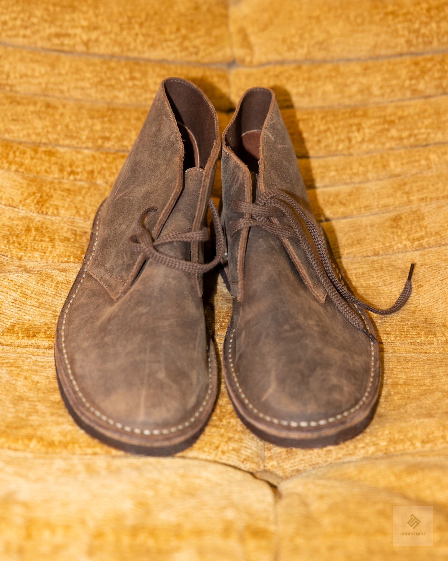 J.Crew MacAlister chukka boots in brown leather.