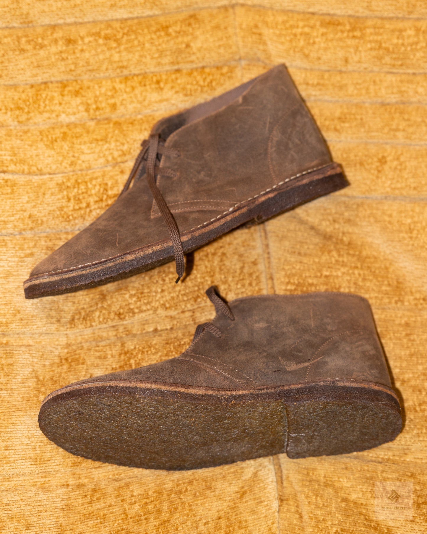 J.Crew MacAlister chukka boots in brown leather.
