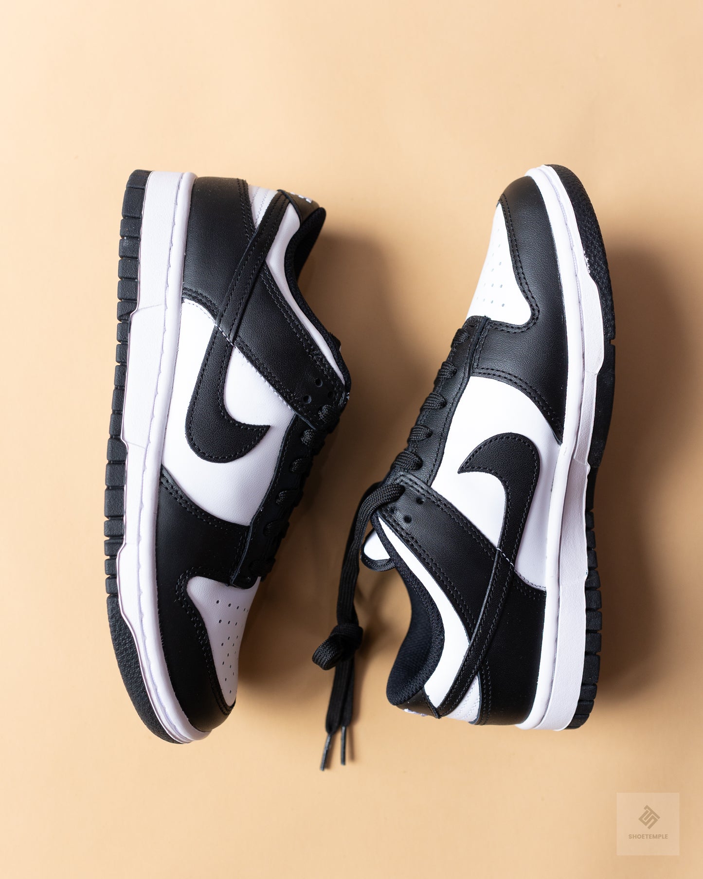 Nike Dunk Low Retro - Panda