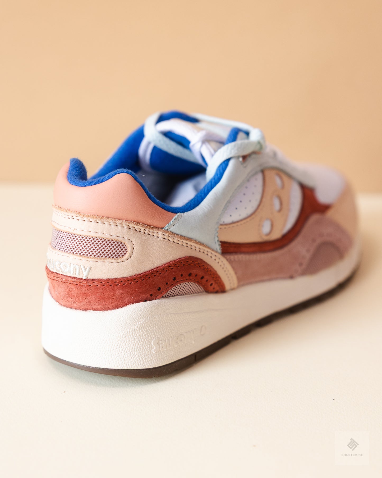 Saucony Shadow 6000 sneaker