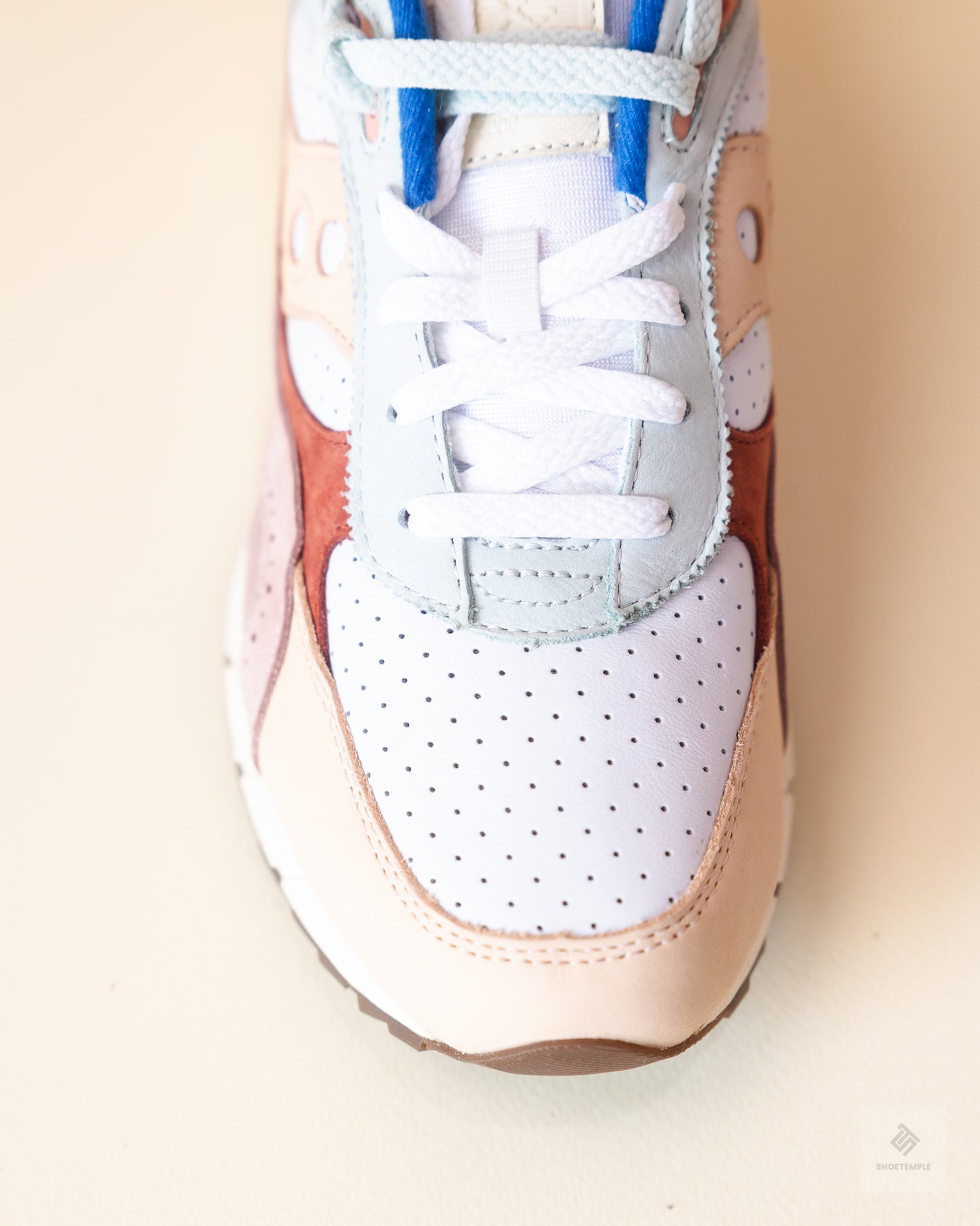 Saucony Shadow 6000 sneaker