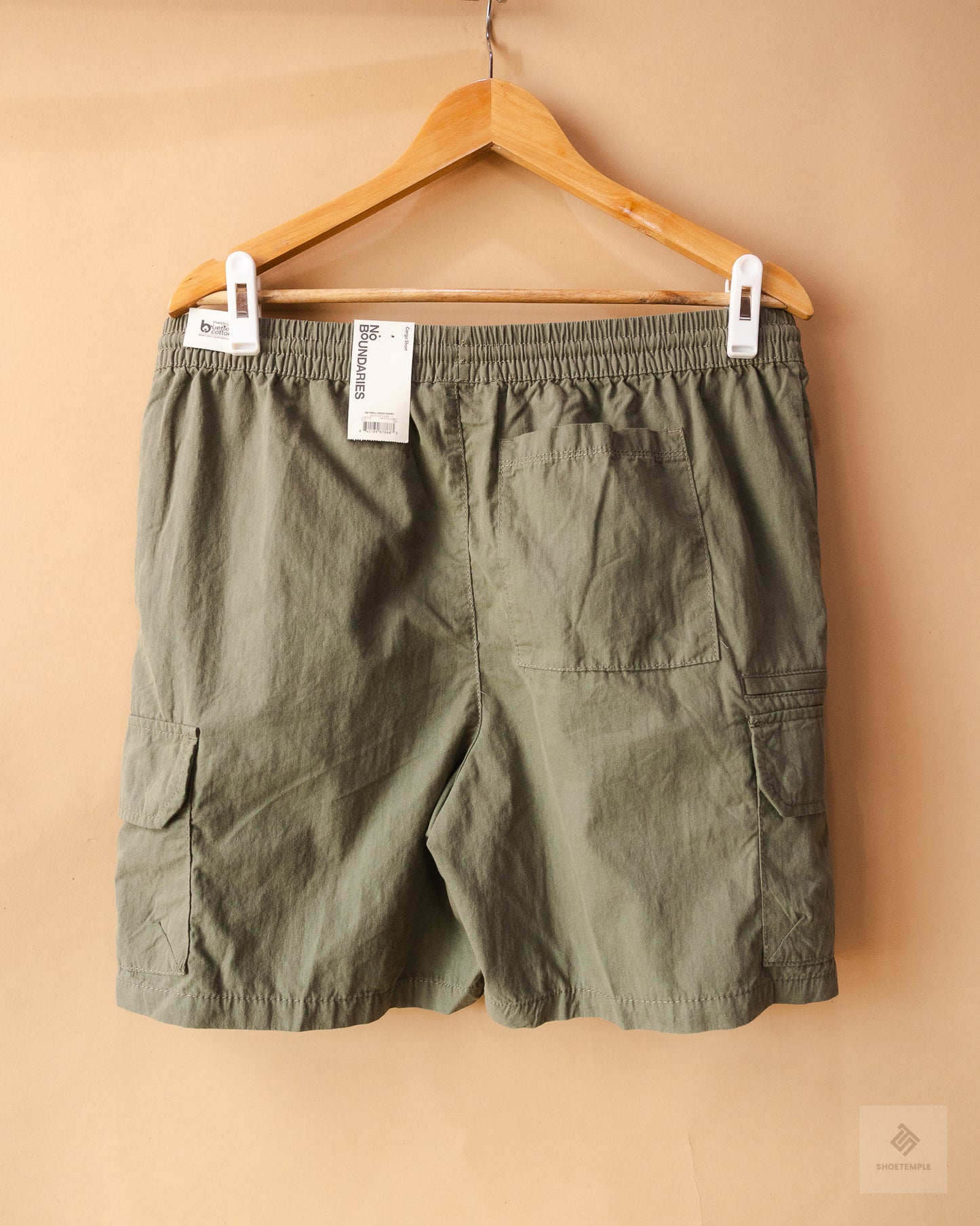 No Boundaries Side Pocket Shorts Green