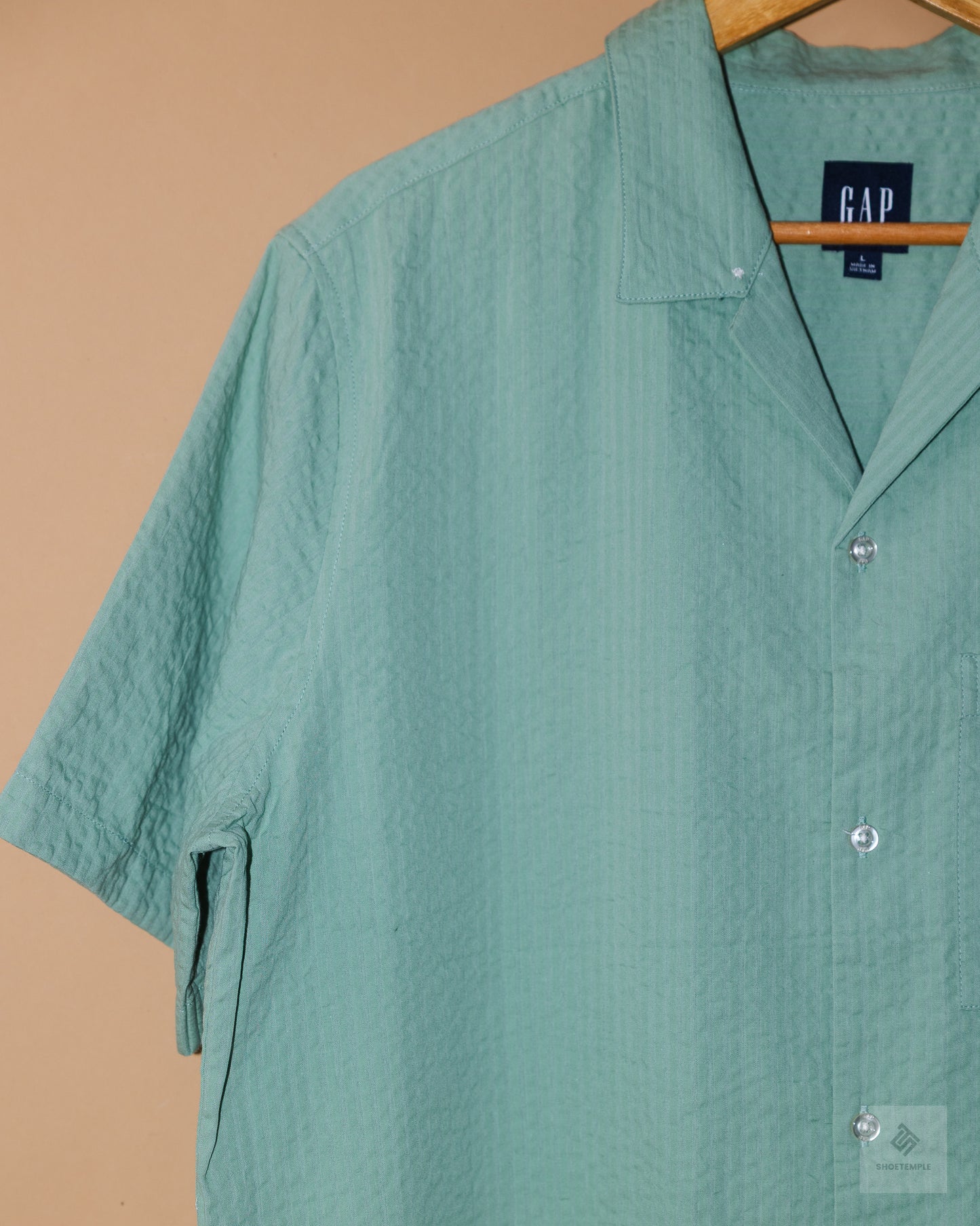 Gap Short Sleeve Shirt