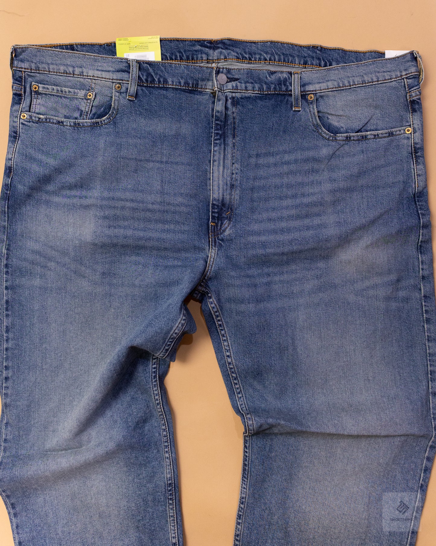 Levis Stretch Straight Fit