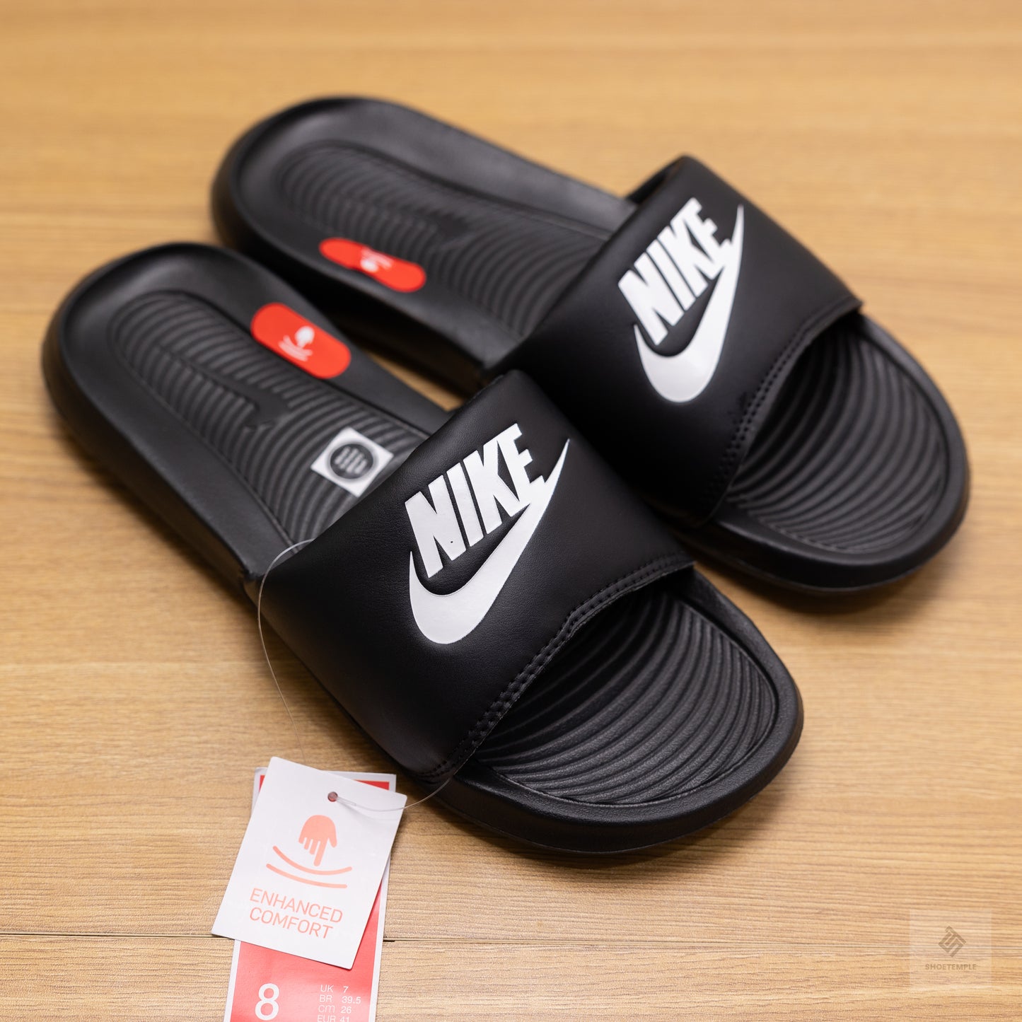 Nike Victori Slide