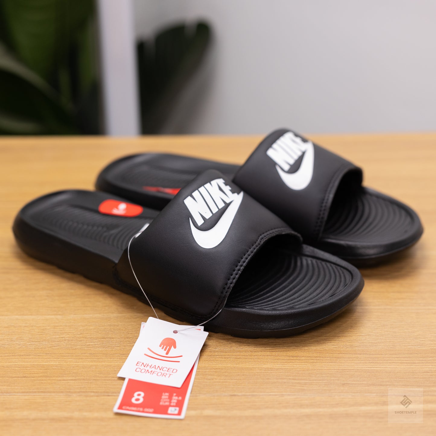 Nike Victori Slide