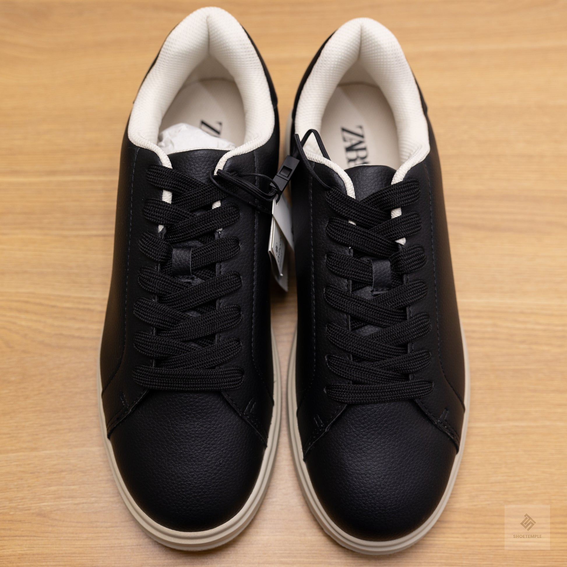 Zara Chunky Sole Sneaker
