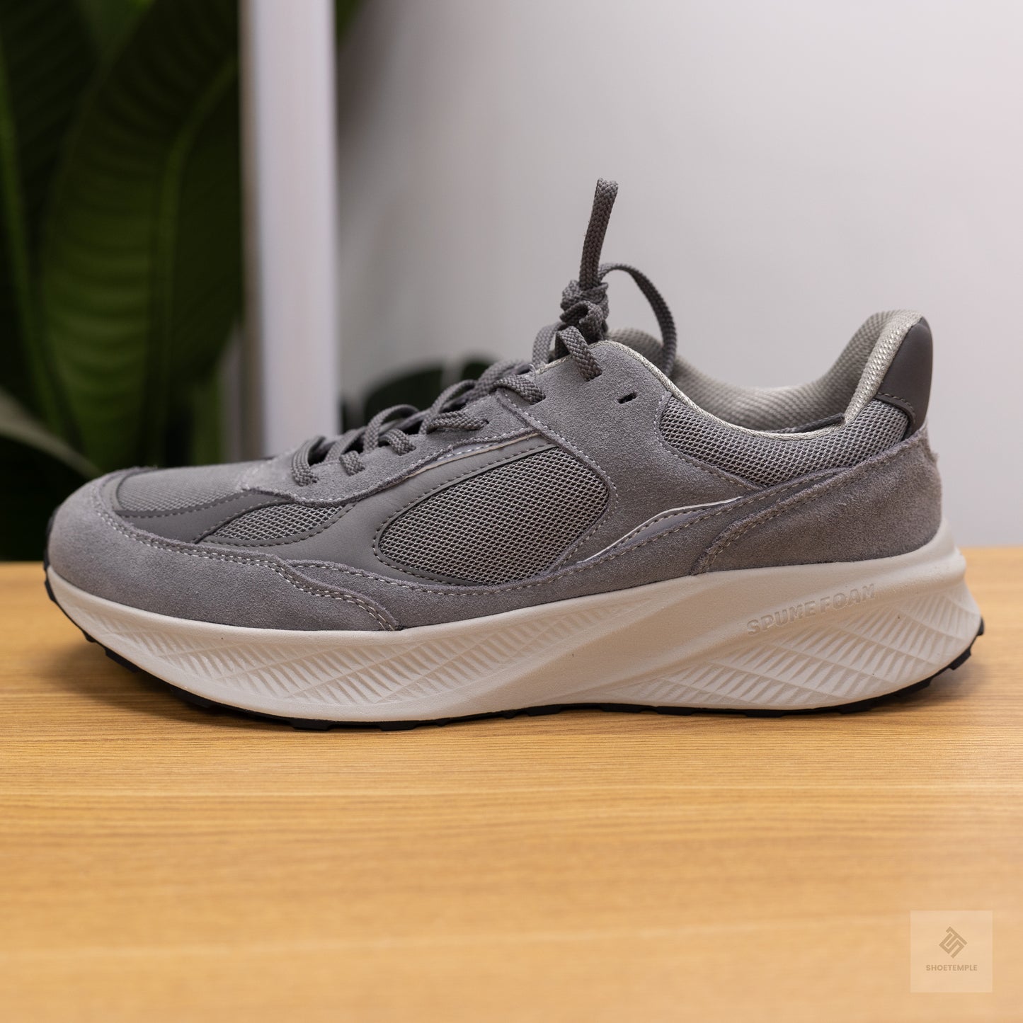 Zara Leather Running Sneakers