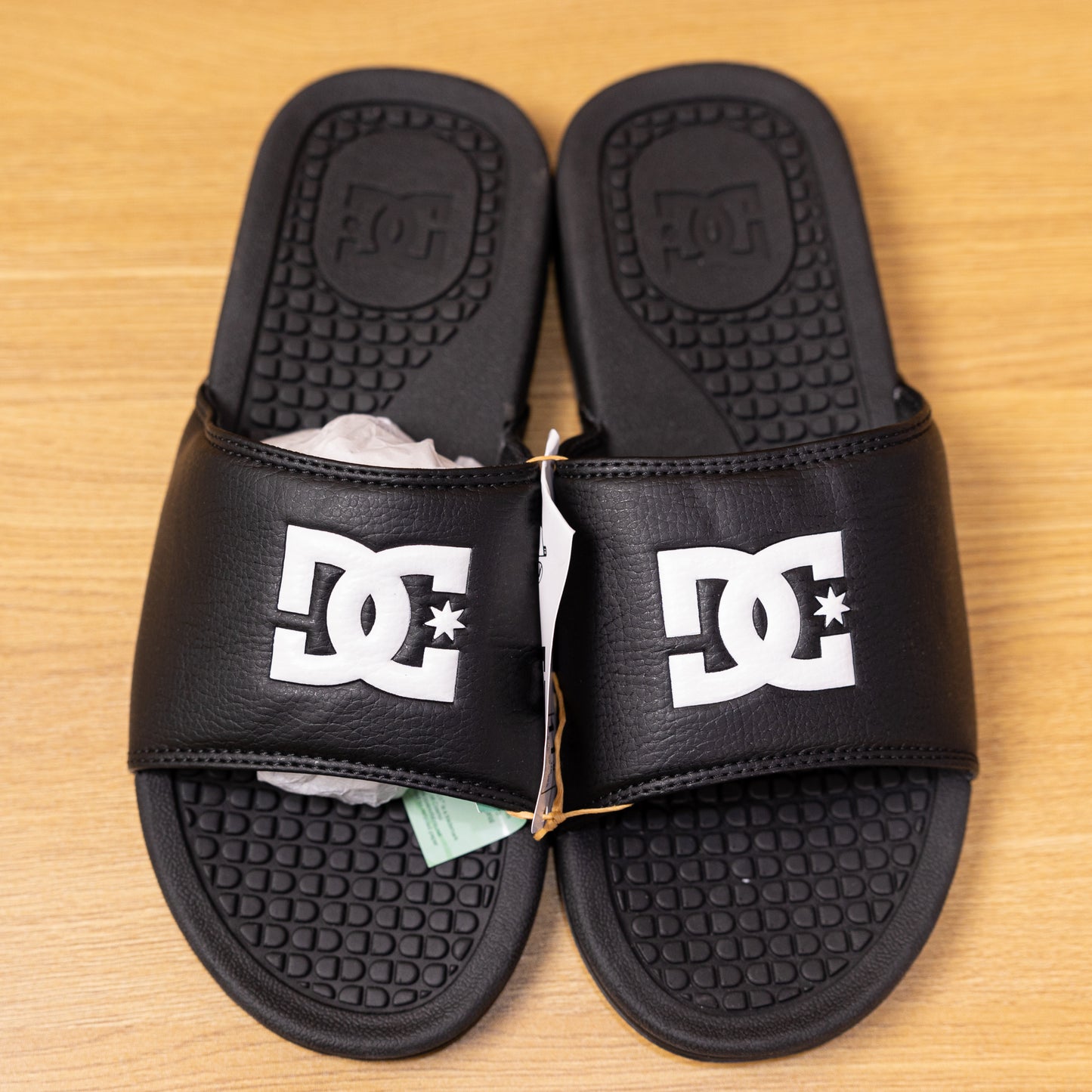 DC Slide Black/White