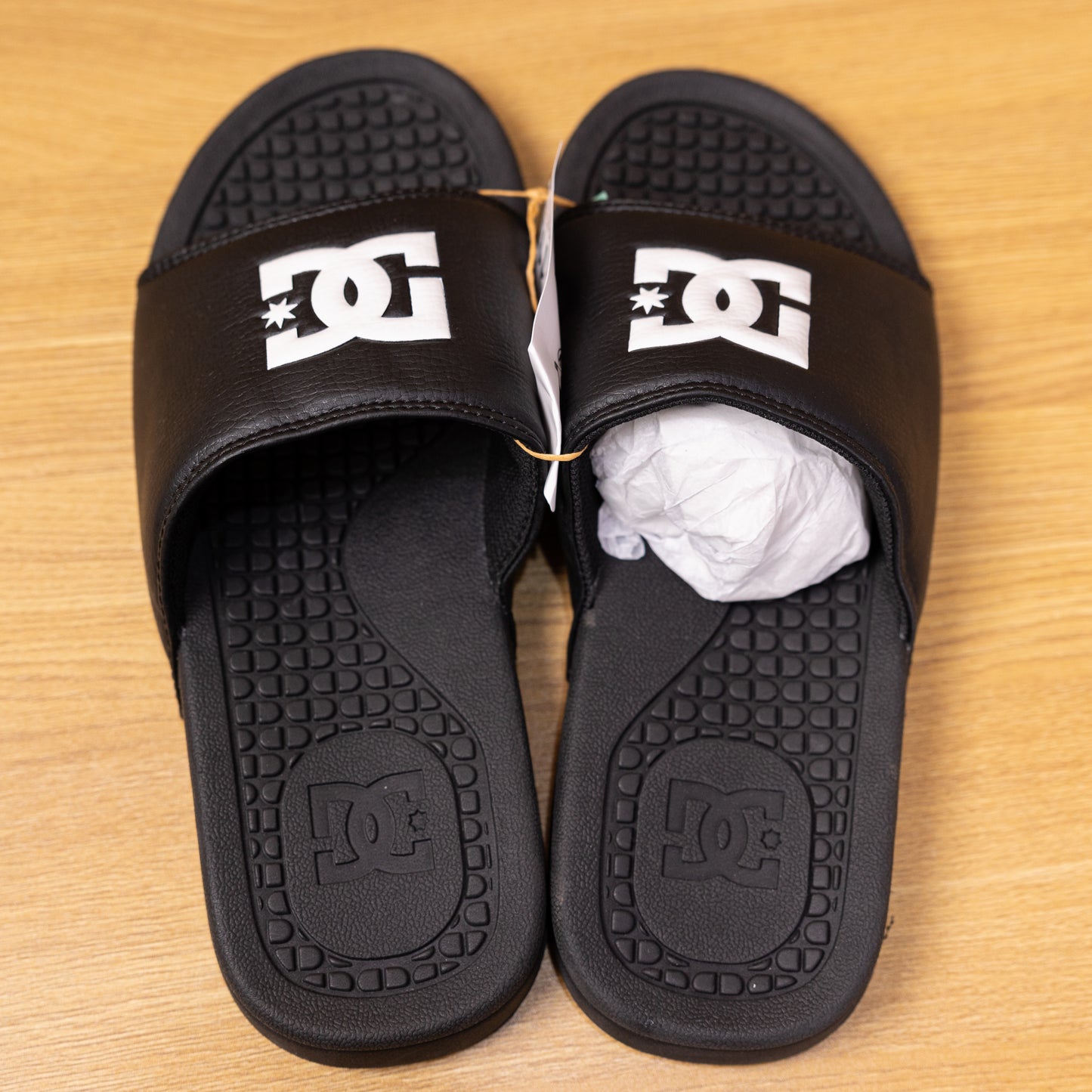 DC Slide Black/White