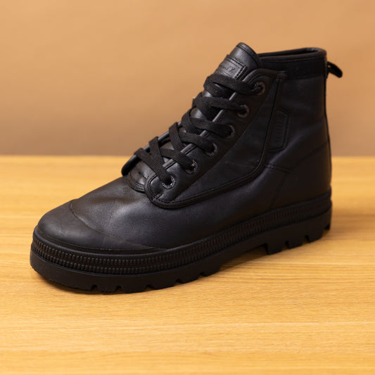 Volley Overdrip Leather Boots Black