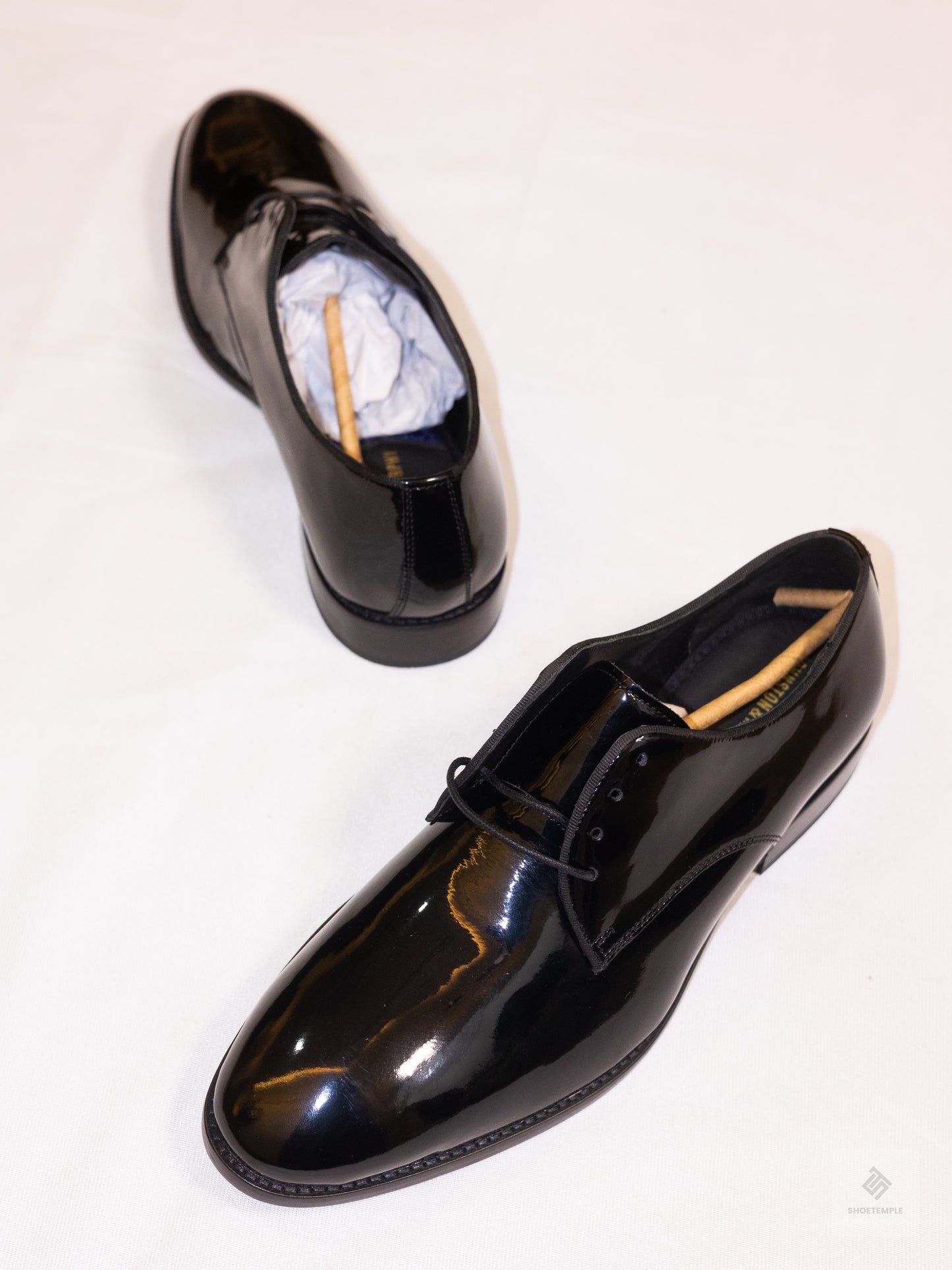 Johsnton & Murphy Italian Patent Calfskin