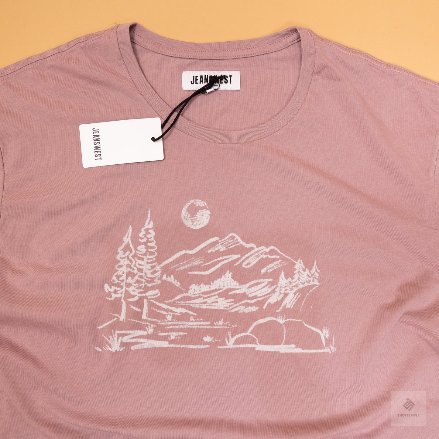 JEANSWEST Landscape T-Shirt