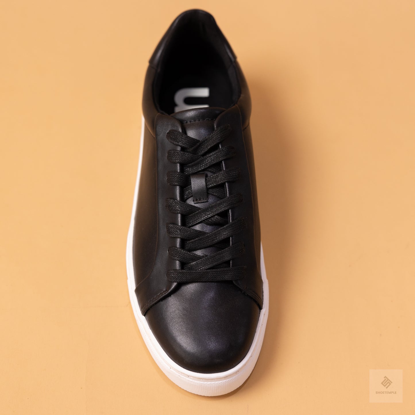 Unison Leather Sneaker Black