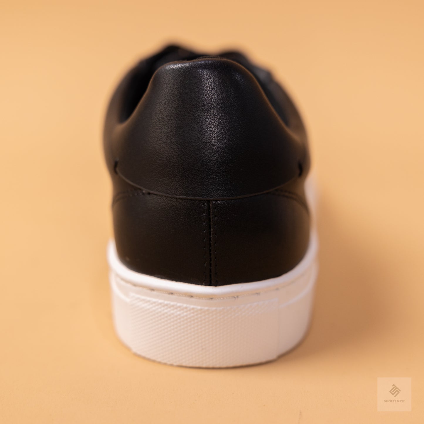 Unison Leather Sneaker Black