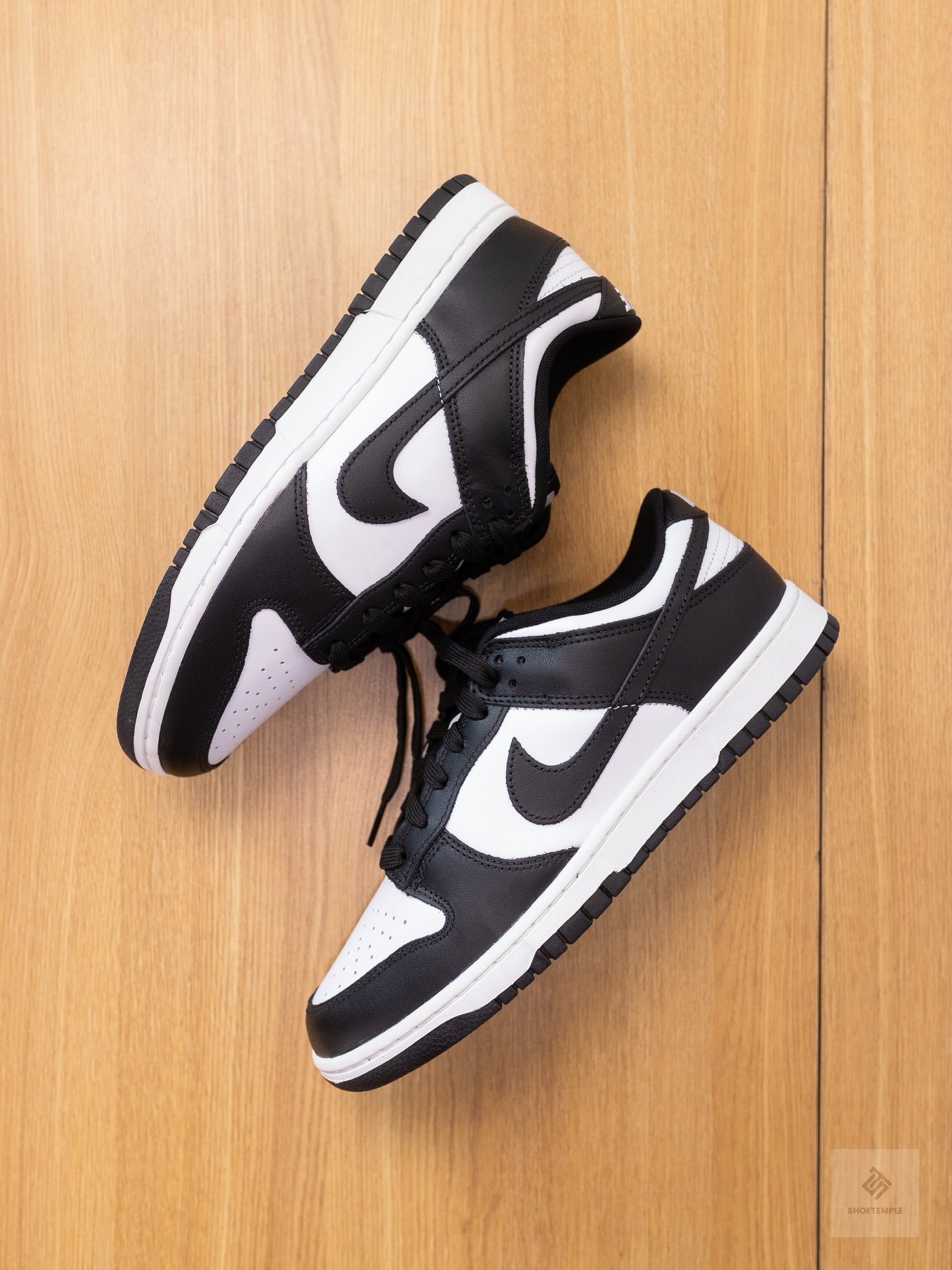 Nike Dunk Low Retro - Panda