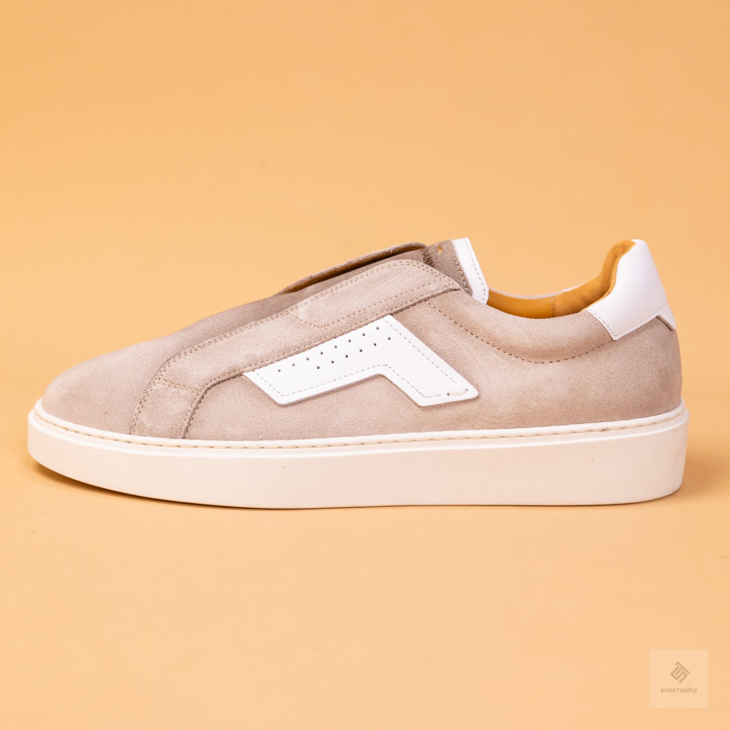 Magnani Pheonix Suede Sneaker