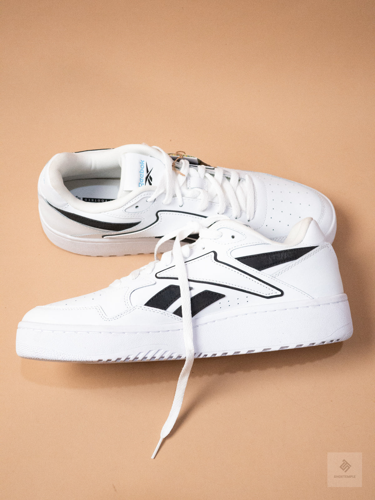 Reebok ATR Chill sneakers